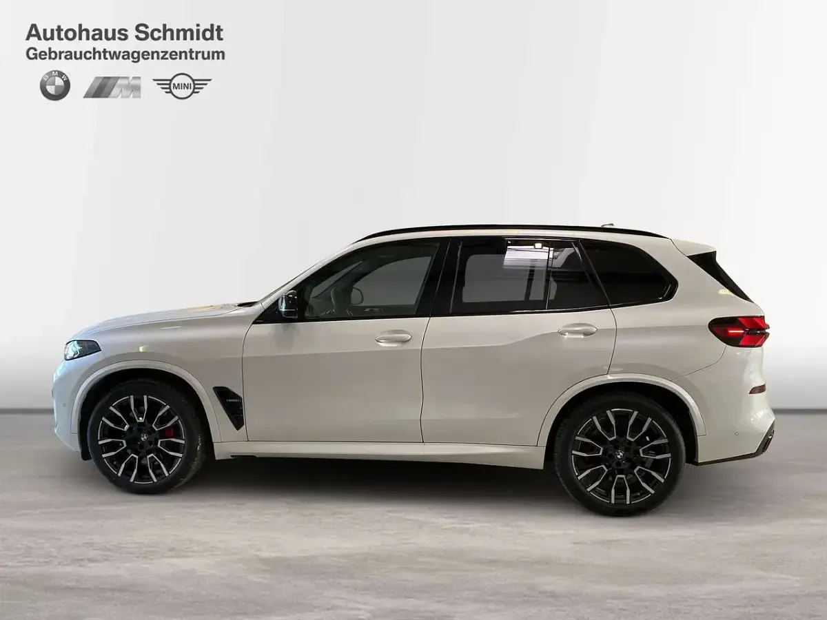 Gebraucht BMW X5 M Sport 530 PS (389 kW) 2025 Mineralweiß SUV