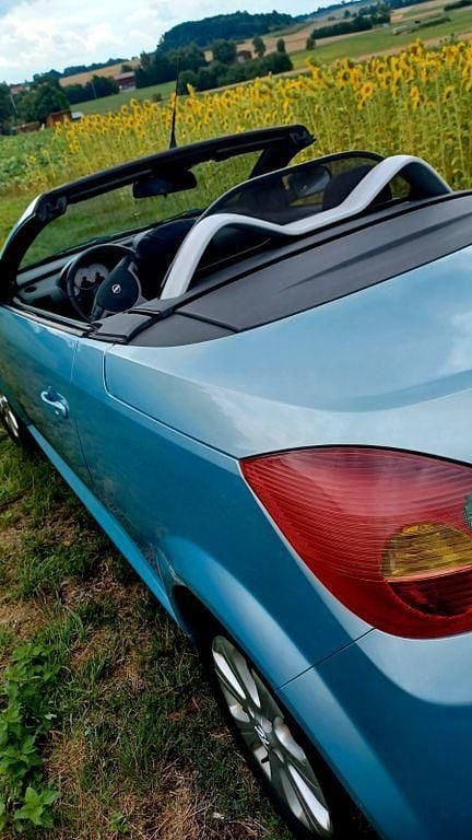 Blau Gebraucht 2008 Opel Tigra Edition Cabrio | 2.200 € (Fairer Preis) - Bild 1/4