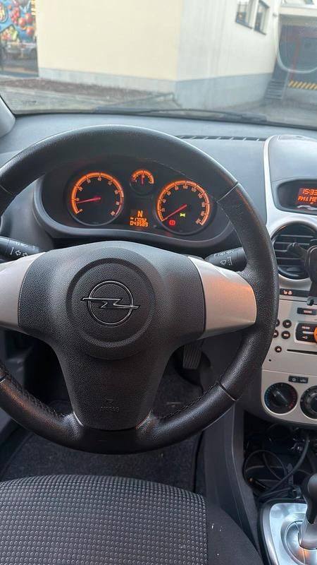 Gebraucht Opel Corsa S 89 PS (65 kW) 2009 Grau Kleinwagen