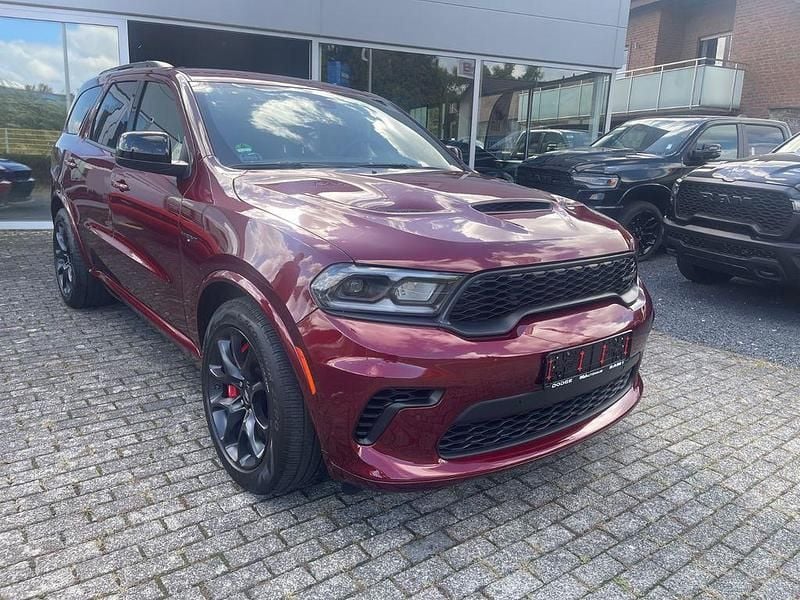 Rot Gebraucht 2024 Dodge Durango SUV | 52.890 € (Guter Preis) - Bild 1/4