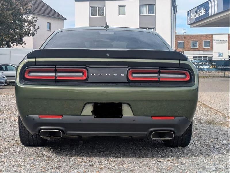 Gebraucht Dodge Challenger 492 PS (361 kW) 2021 Grün Coupé