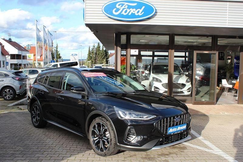 Usata Ford Focus Active 155 CV (114 kW) 2022 Nero Berlina