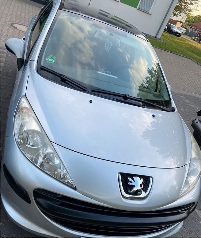 Silber Gebraucht 2007 Peugeot 207 Kleinwagen | 690 € (Superpreis) - Bild 1/4