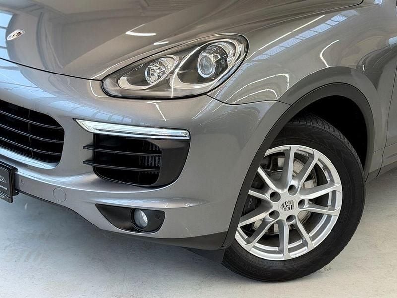 Gebraucht Porsche Cayenne 262 PS (192 kW) 2015 Grau SUV