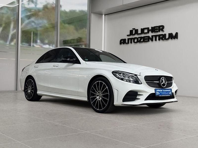 Gebraucht Mercedes C300 AMG 258 PS (189 kW) 2019 Weiß Limousine