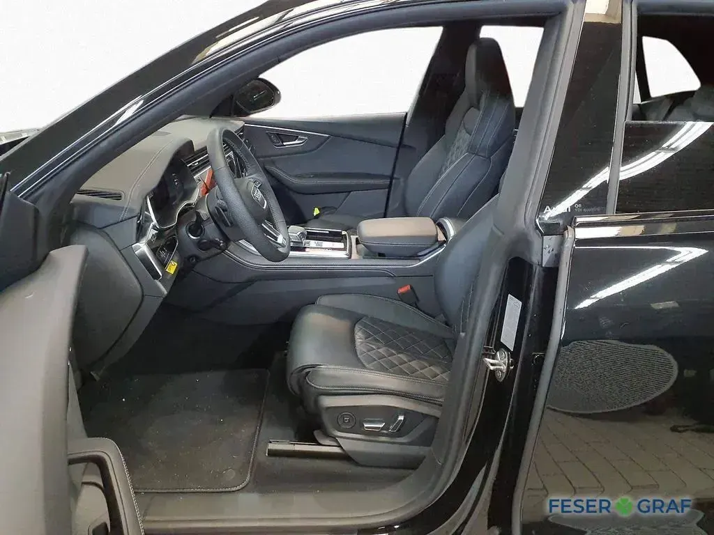 Gebraucht Audi Q8 Ambiente 286 PS (210 kW) 2025 Mythosschwarz metallic SUV