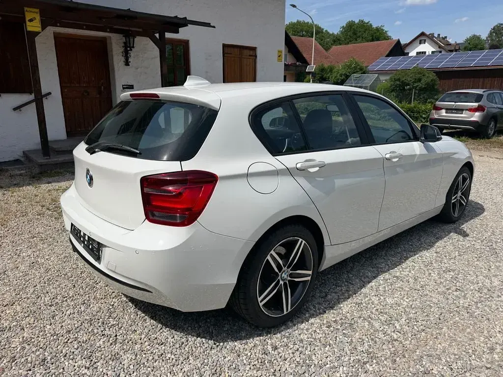 Gebraucht BMW 125 Sport Line 218 PS (160 kW) 2014 Weiß Kleinwagen