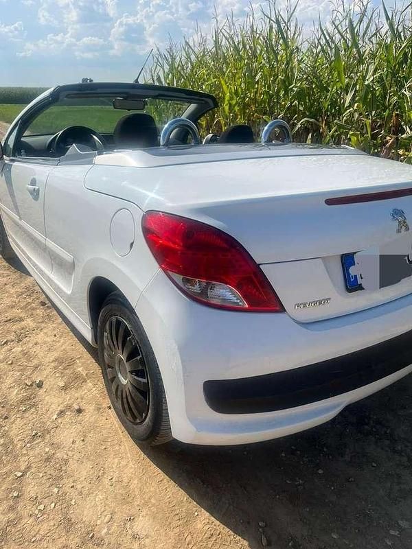 Gebraucht 2011 Peugeot 207 CC Urban Move Cabrio | 1.500 € (Superpreis) - Bild 1/4