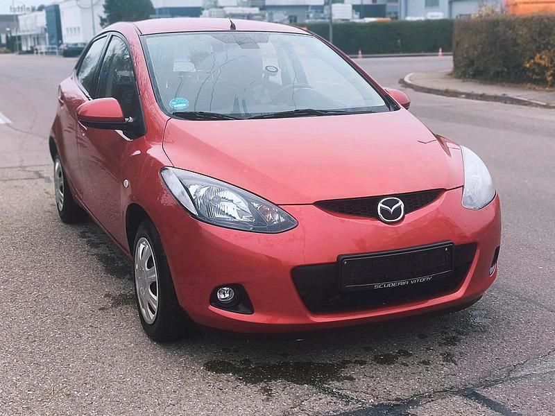 Rot Gebraucht 2008 Mazda 2 Limousine | 3.300 € (Etwas zu teuer) - Bild 1/4