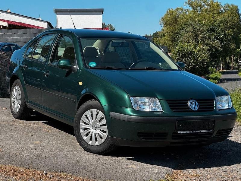 Grün Gebraucht 1999 VW Bora Limousine | 1.790 € (Fairer Preis) - Bild 1/4