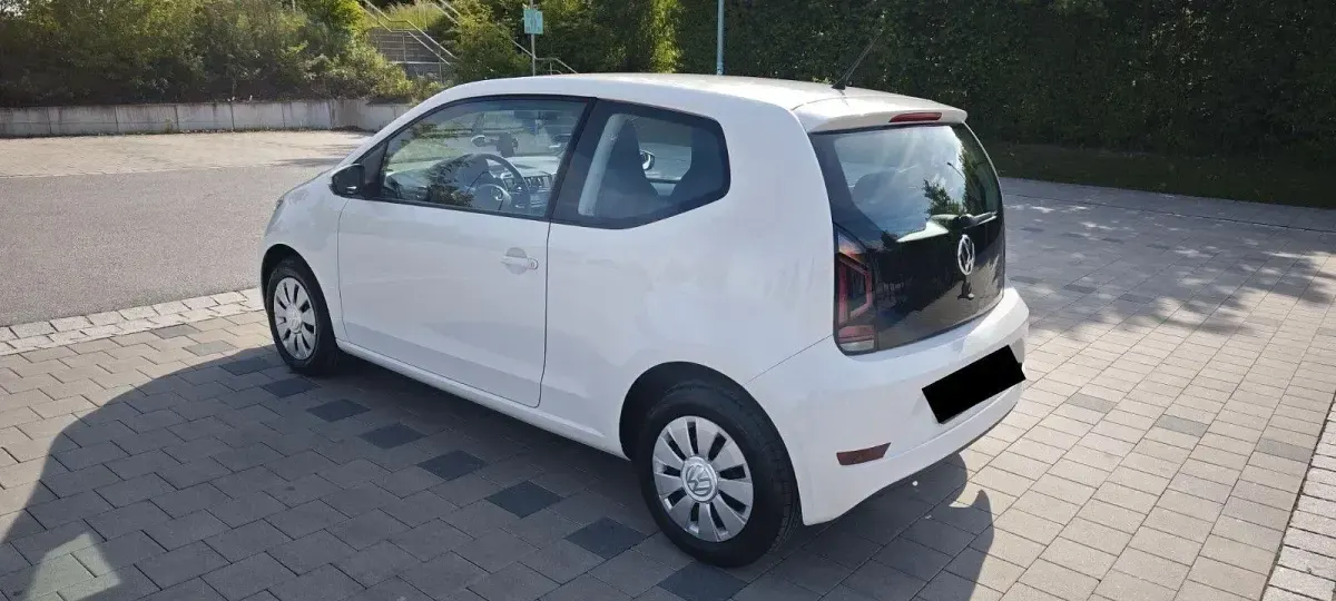 Gebraucht VW up! move up! 60 PS (44 kW) 2016 Weiß Kleinwagen