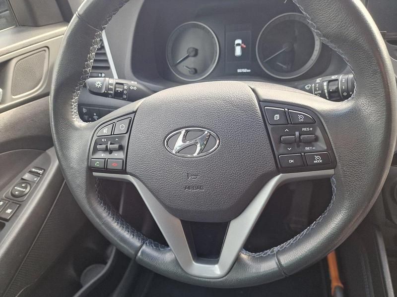 Używany Hyundai Tucson 135 KM (99 kW) 2017 Szary SUV