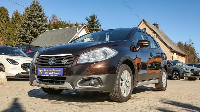 Gebraucht Suzuki SX4 Comfort 120 PS (88 kW) 2015 Braun Limousine