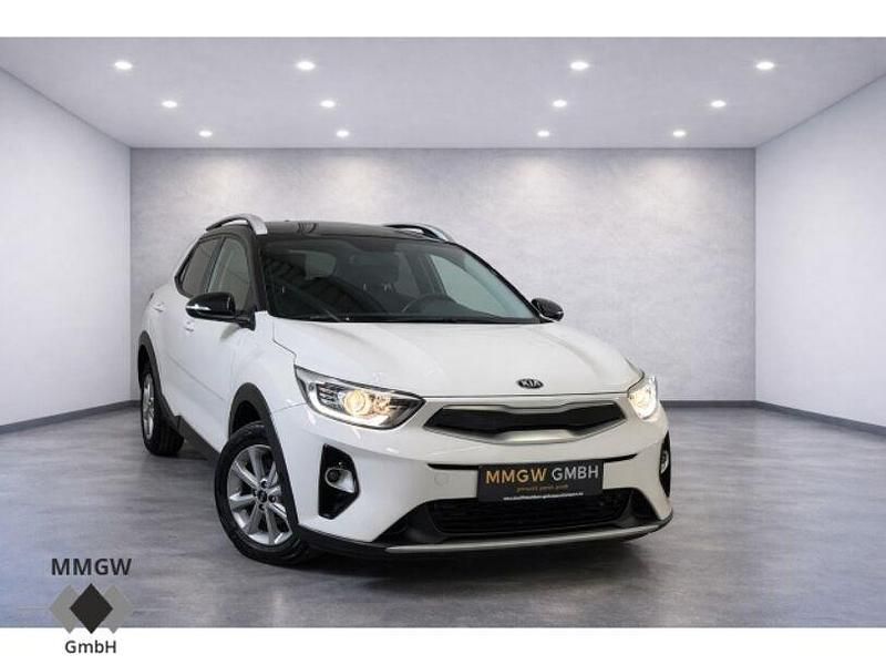 Gebraucht Kia Stonic Vision 84 PS (61 kW) 2019 Schneeweiss/schwarz SUV