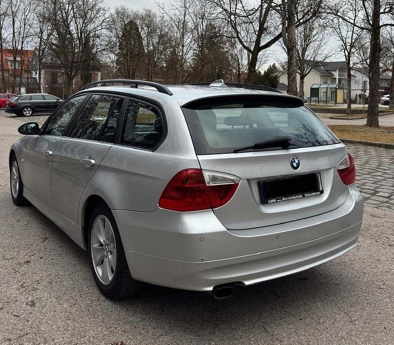 Gebraucht BMW 320 Sport Line 170 PS (125 kW) 2008 Silber Kombi