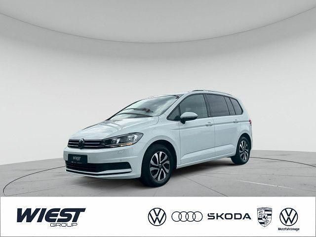 Pure white Gebraucht 2021 VW Touran Active Van / Kleinbus | 26.950 € (Fairer Preis) - Bild 1/4