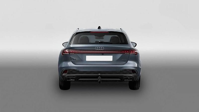 Gebraucht Audi A5 204 PS (150 kW) 2025 Blau Kombi