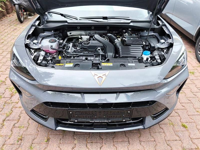 Neu Cupra Formentor 150 PS (110 kW) 2025 Grau SUV