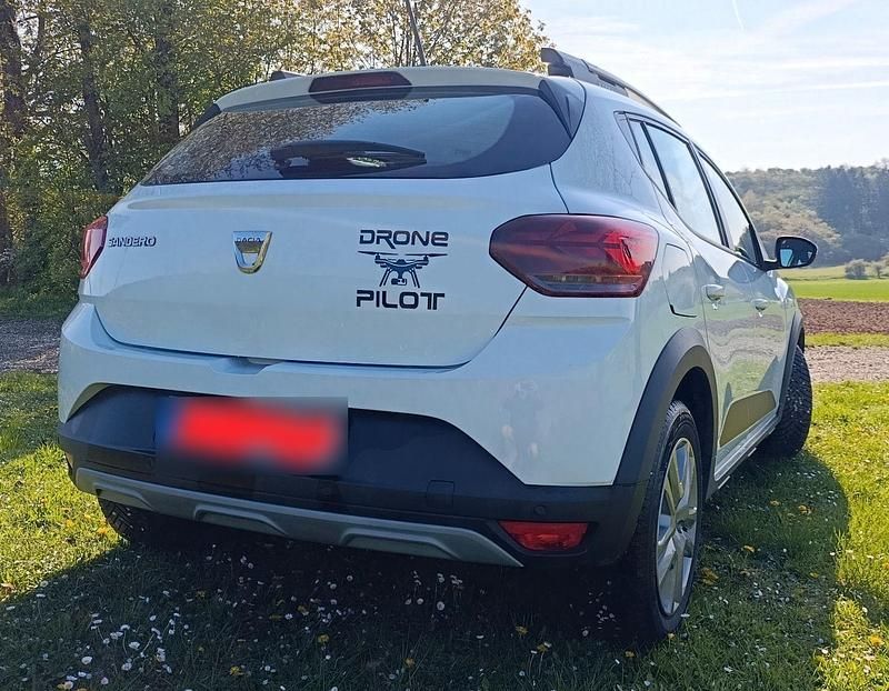 Gebraucht Dacia Sandero Stepway 92 PS (67 kW) 2021 Weiß SUV