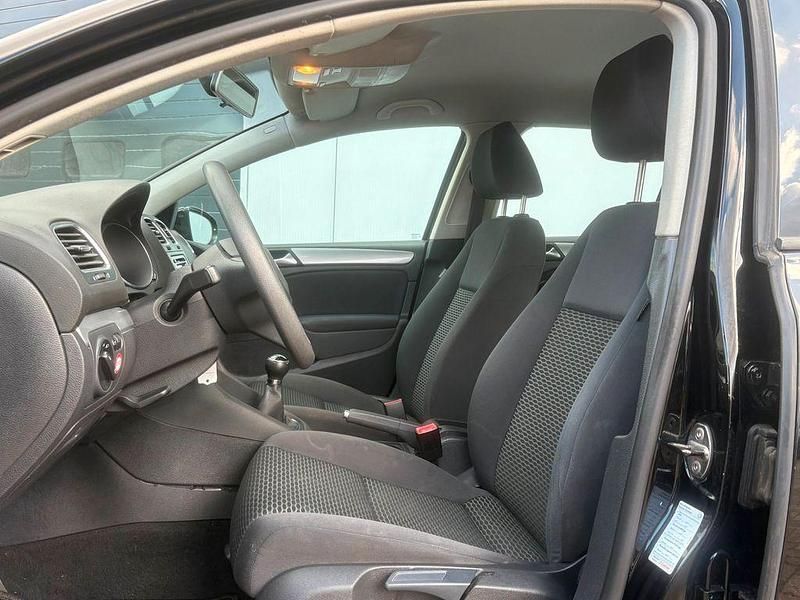 Gebraucht VW Golf VI Trendline 80 PS (58 kW) 2010 Schwarz Kleinwagen