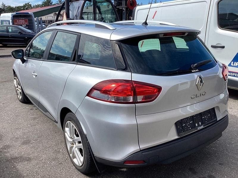 Gebraucht Renault Clio V Expression 73 PS (53 kW) 2020 Grau Limousine