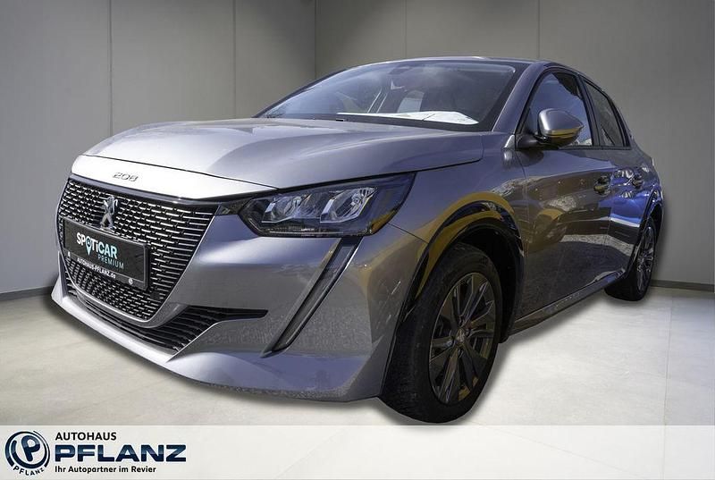 Grau Gebraucht 2021 Peugeot e-208 Active Kleinwagen | 17.990 € (Etwas zu teuer) - Bild 1/4