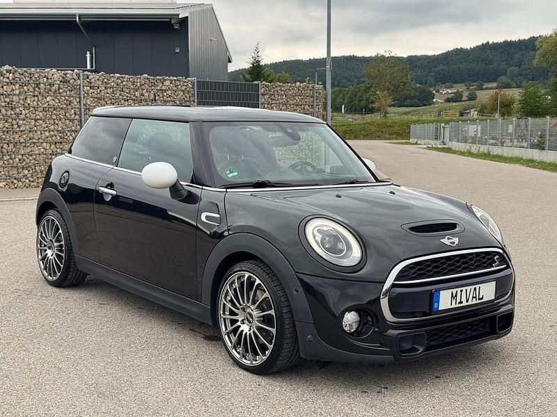 Schwarz Gebraucht 2016 Mini Cooper SD Kleinwagen | 15.990 € (Guter Preis) - Bild 1/4