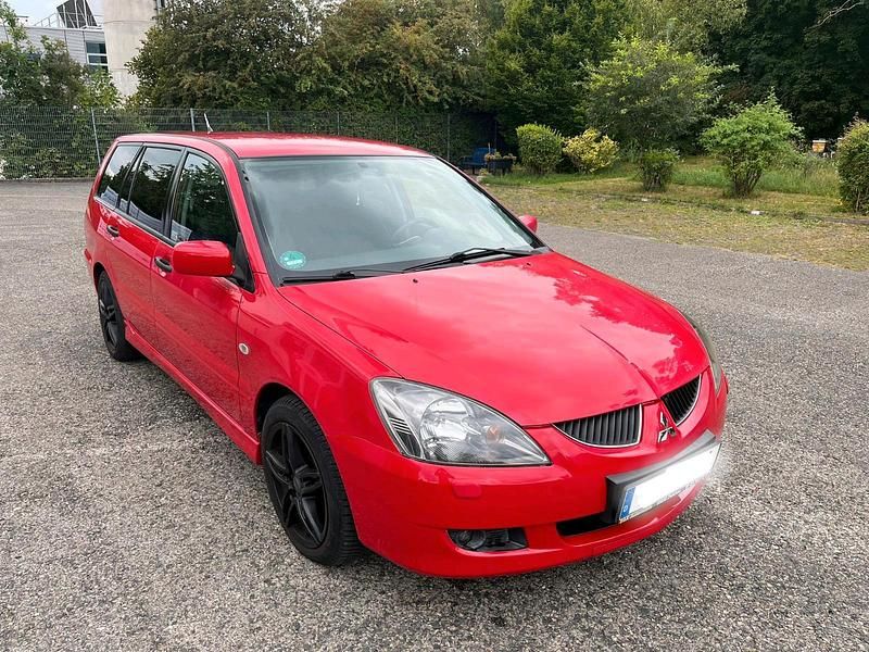 Rot Gebraucht 2004 Mitsubishi Lancer Kombi | 3.500 € - Bild 1/4