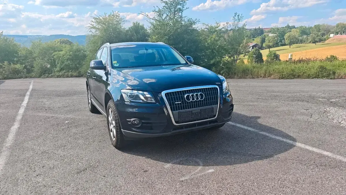 Gebraucht Audi Q5 184 PS (135 kW) 2011 Schwarz SUV
