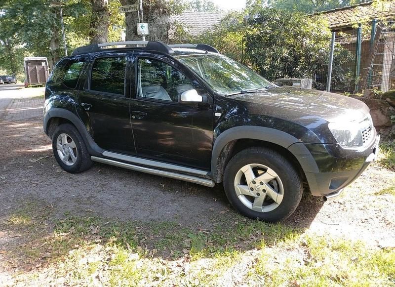 Schwarz Gebraucht 2013 Dacia Duster SUV | 5.600 € (Guter Preis) - Bild 1/4