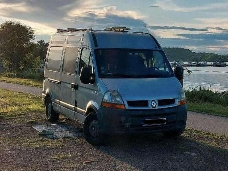 Gebraucht Renault Master 114 PS (83 kW) 2006 Silber Van / Kleinbus