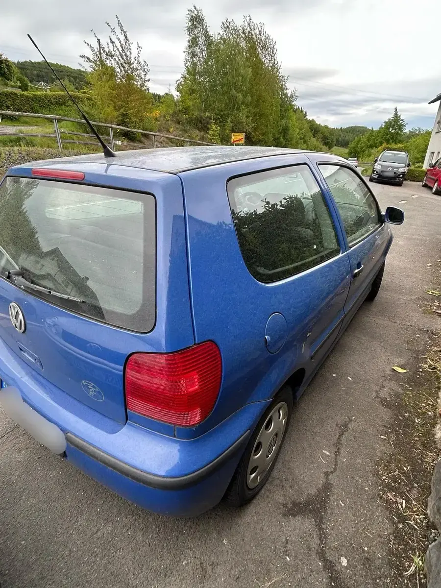 Gebraucht VW Polo Edition 50 PS (36 kW) 2001 Blau Kleinwagen