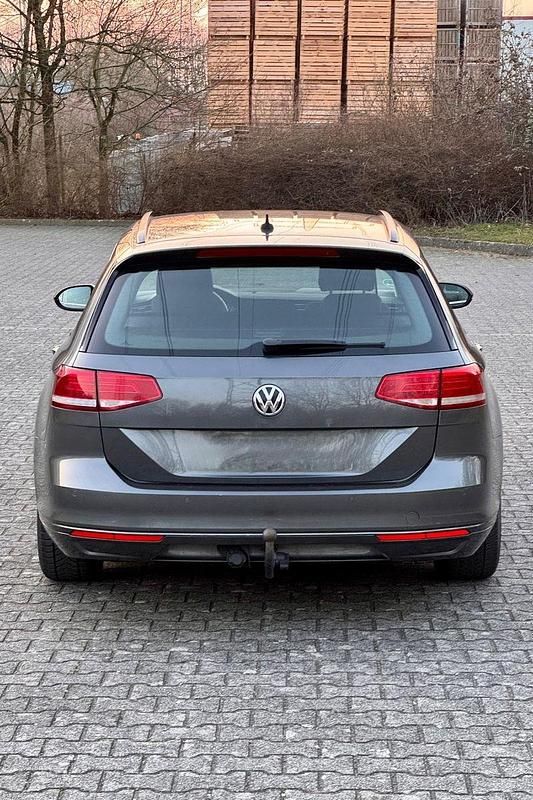 Usata VW Passat 150 CV (110 kW) 2016 Grigio Station wagon