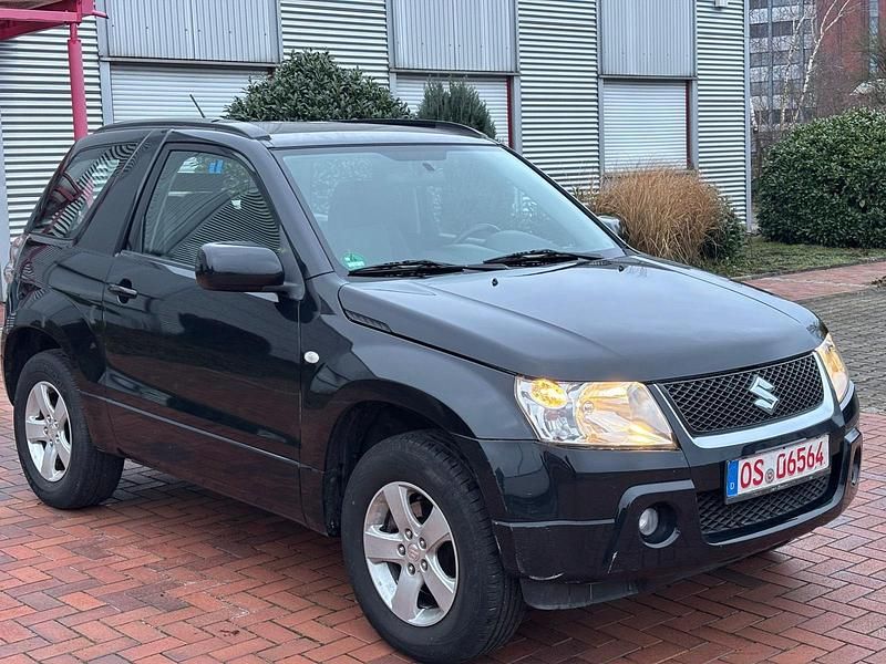 Gebraucht Suzuki Grand Vitara 106 PS (77 kW) 2008 Schwarz SUV