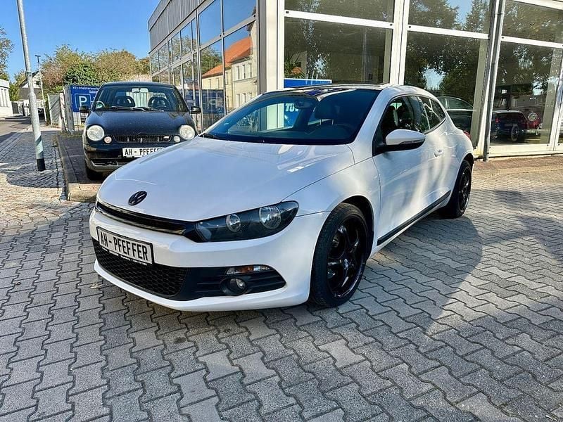 Weiß Gebraucht 2009 VW Scirocco Coupé | 6.500 € (Superpreis) - Bild 1/4