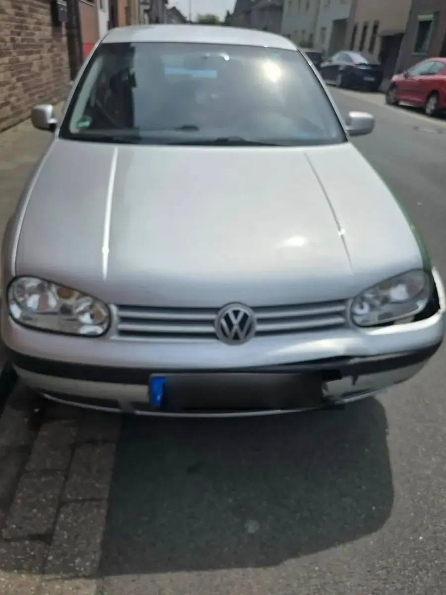 Brugt VW Golf IV 95 HK (69 kW) 2002 Sølv Sedan