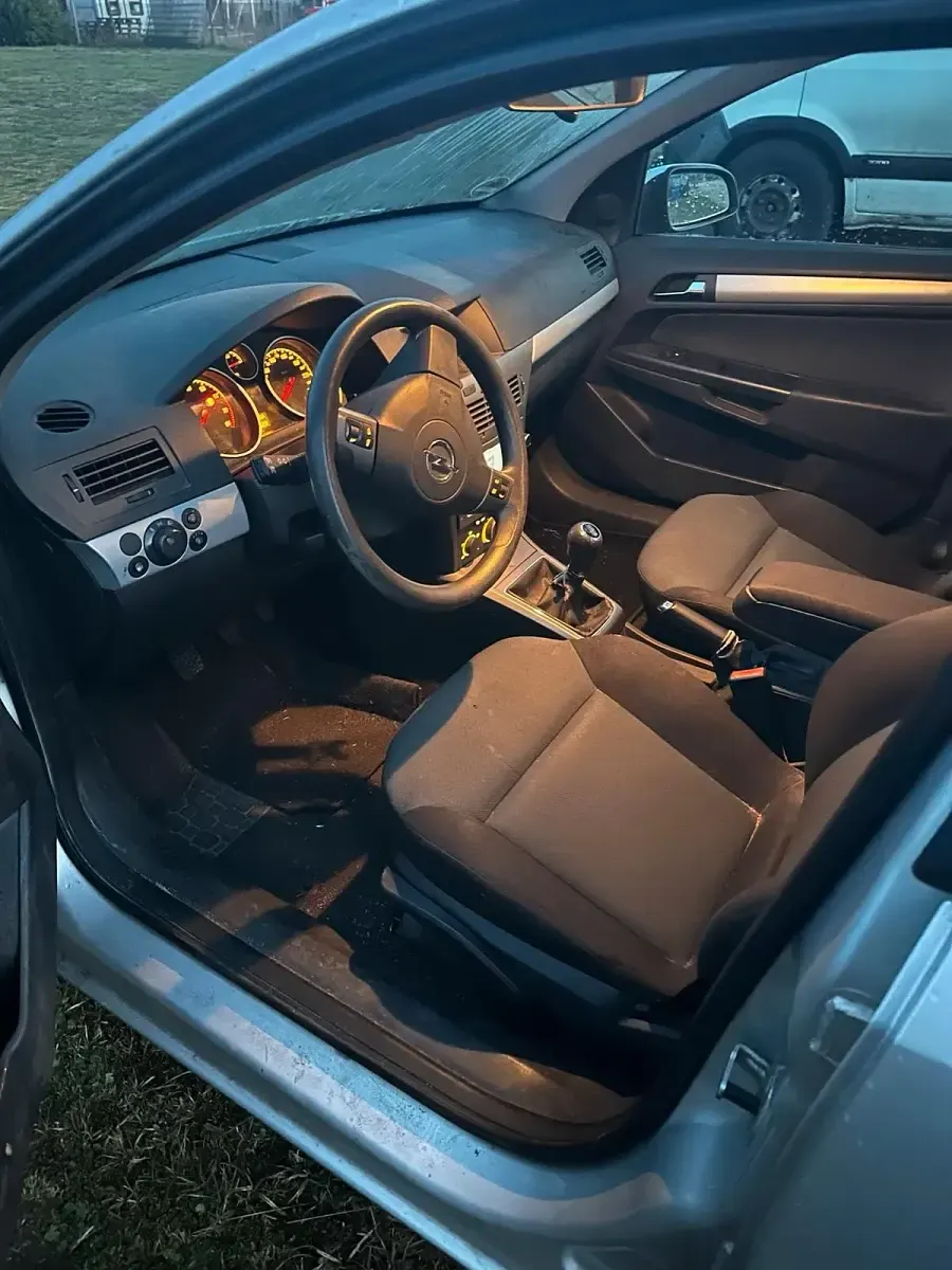 Gebraucht Opel Astra 90 PS (66 kW) 2006 Kombi