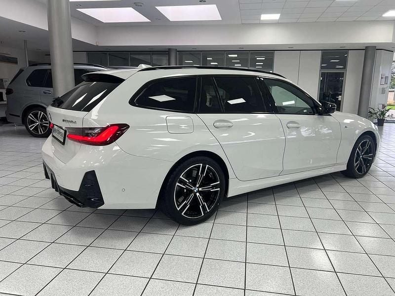 Gebraucht BMW 340 340 PS (250 kW) 2025 Alpinweiss iii Kombi