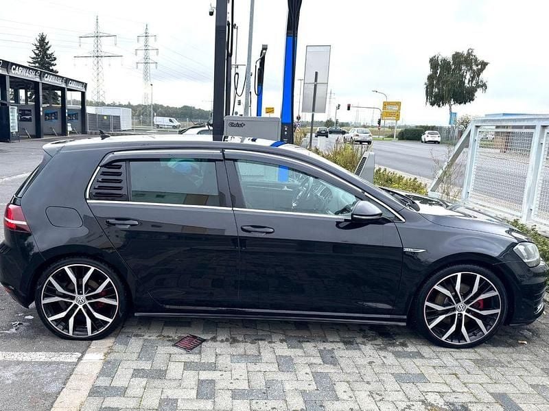 Gebraucht VW Golf VII GTD 184 PS (135 kW) 2016 Schwarz Limousine