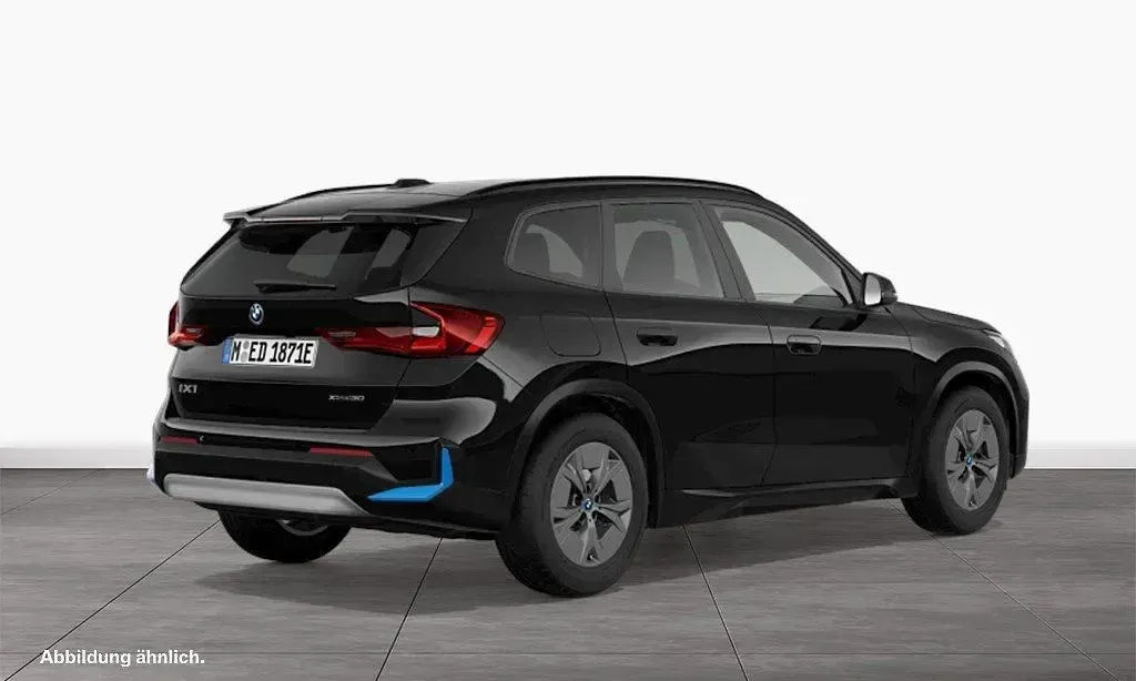 Używany BMW iX1 Performance 200 kW (272 KM) 2023 Czarny SUV