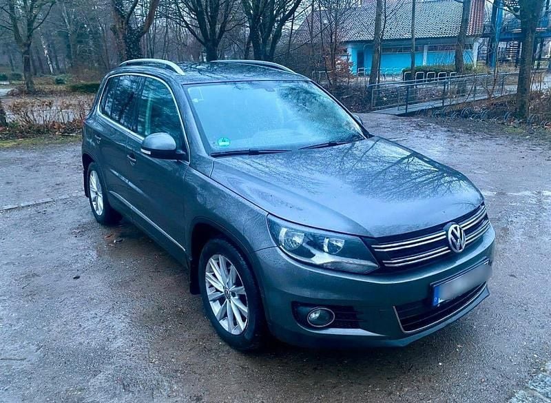 Gebraucht VW Tiguan 140 PS (102 kW) 2014 Grau SUV