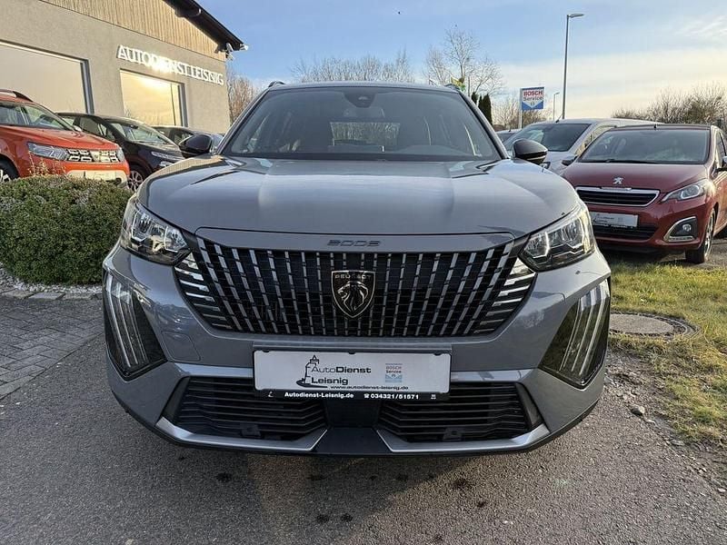 Grau selenium Gebraucht 2024 Peugeot 2008 Allure SUV | 18.650 € (Fairer Preis) - Bild 1/4