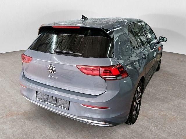 Gebraucht VW Golf VIII Active 150 PS (110 kW) 2023 Grau Limousine