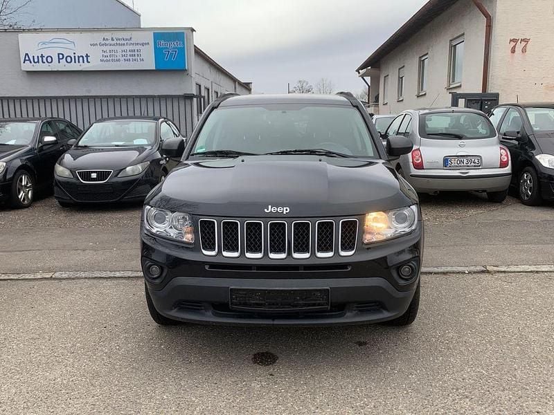 Gebraucht Jeep Compass Limited 136 PS (100 kW) 2011 Schwarz SUV