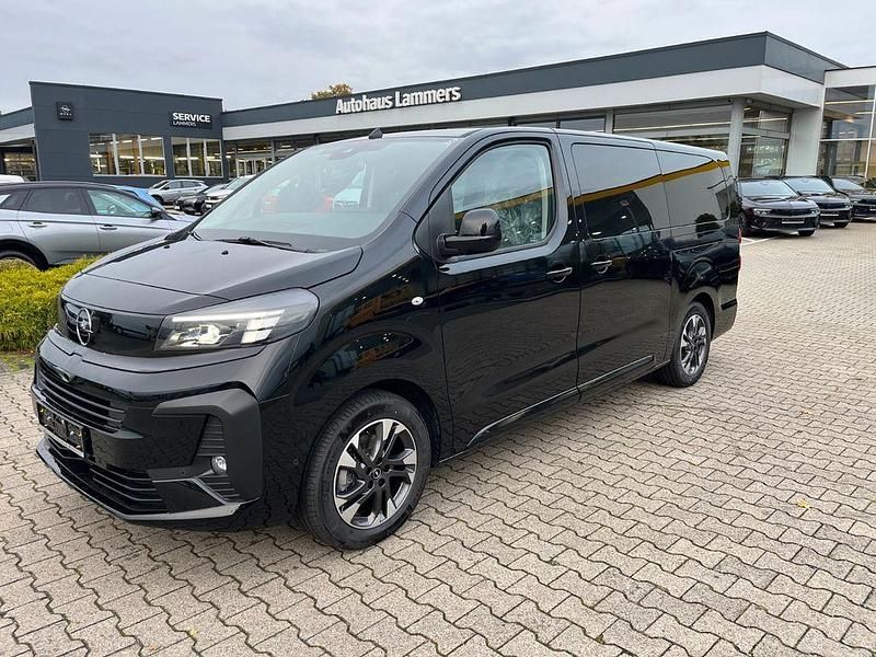 Schwarz Neu 2025 Opel Zafira Van / Kleinbus | 50.980 € (Teuer) - Bild 1/4