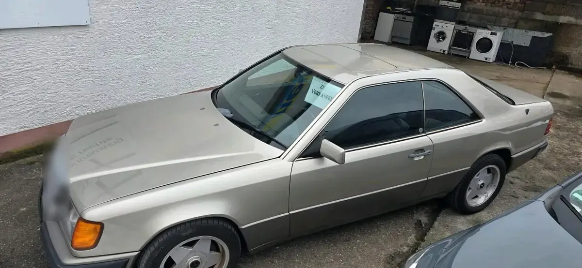 Gebraucht Mercedes 230 132 PS (97 kW) 1989 Beige Coupé