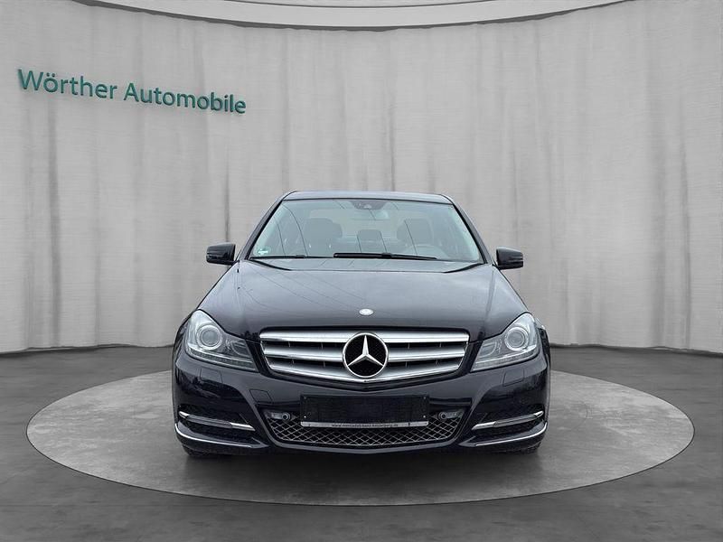 Gebraucht Mercedes C200 Avantgarde 184 PS (135 kW) 2013 Schwarz Limousine