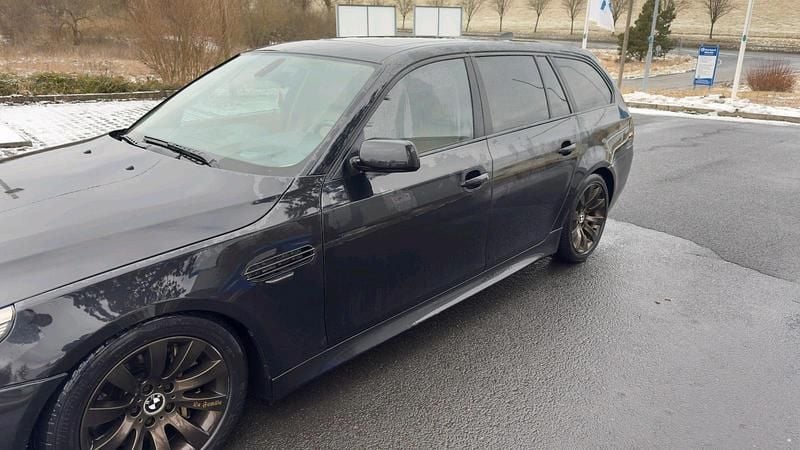 Gebraucht BMW 535 320 PS (235 kW) 2005 Schwarz Kombi