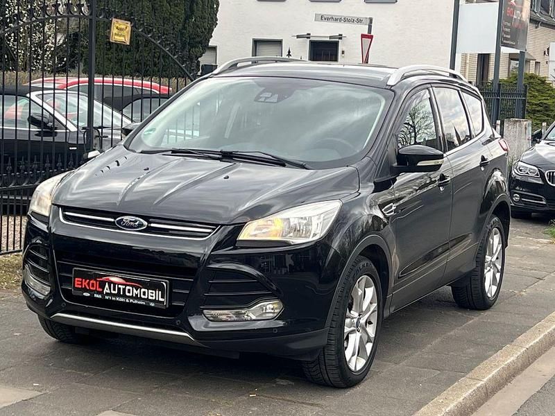 Gebraucht Ford Kuga Titanium 140 PS (102 kW) 2013 Schwarz SUV