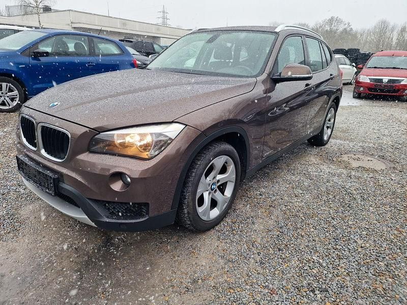 Braun Gebraucht 2012 BMW X1 SUV | 9.990 € (Fairer Preis) - Bild 1/4